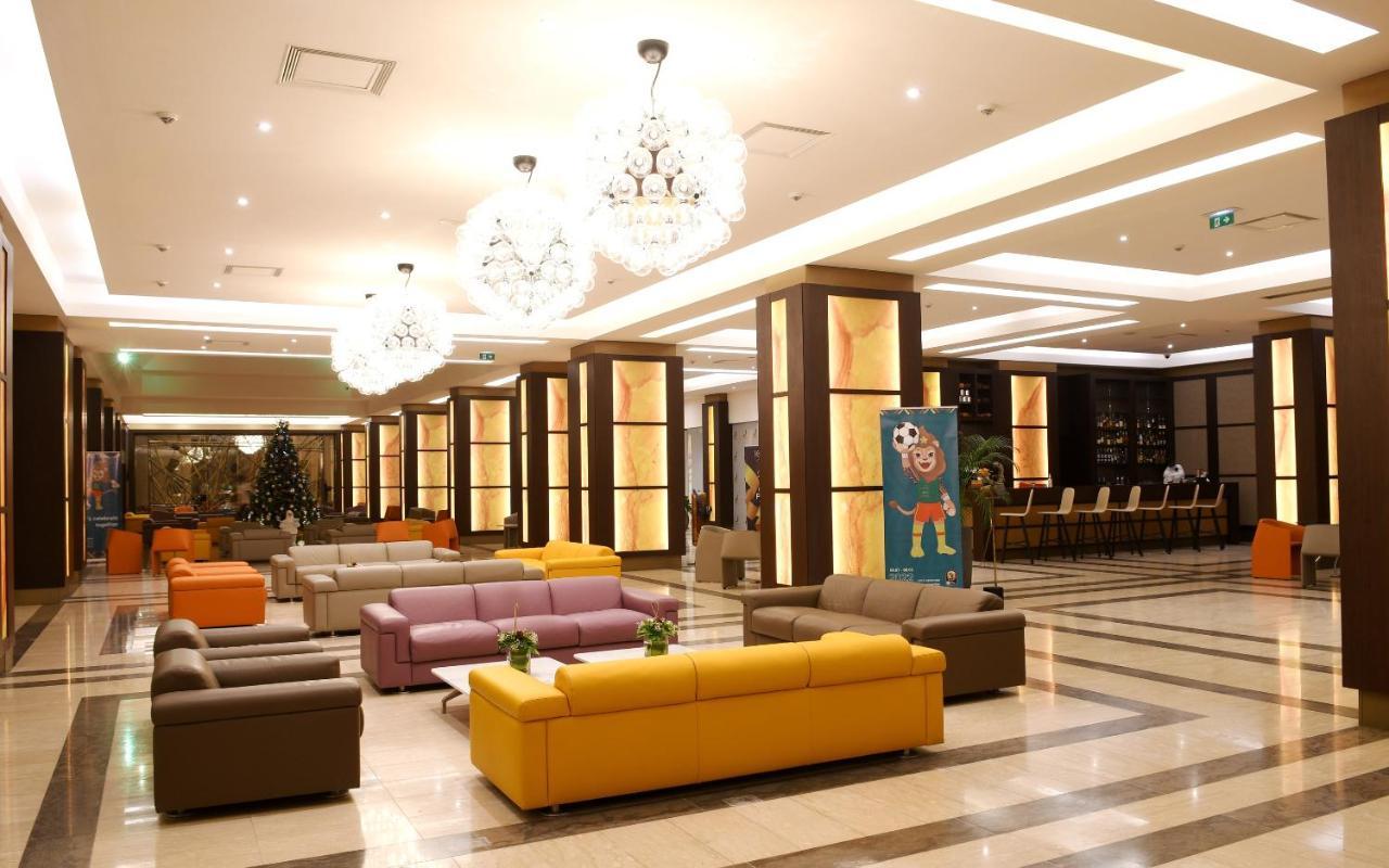 Krystal Palace Douala Eksteriør bilde