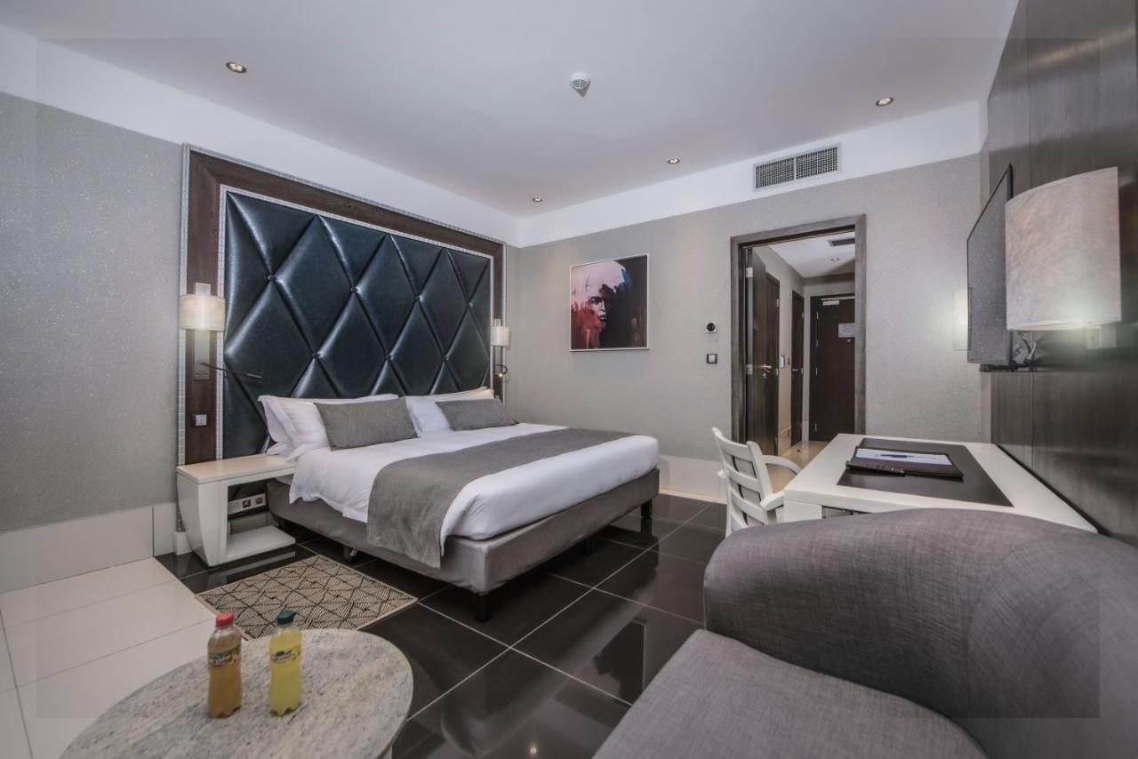 Krystal Palace Douala Eksteriør bilde