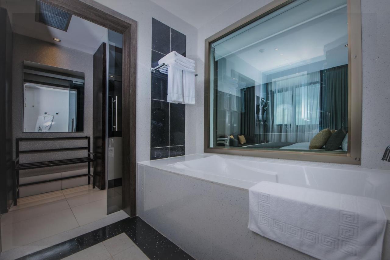 Krystal Palace Douala Eksteriør bilde