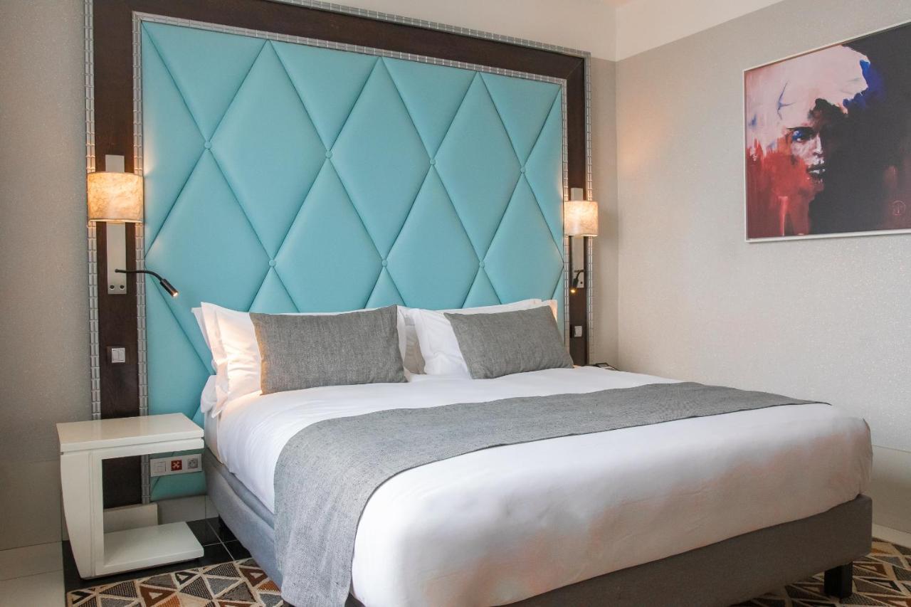 Krystal Palace Douala Eksteriør bilde